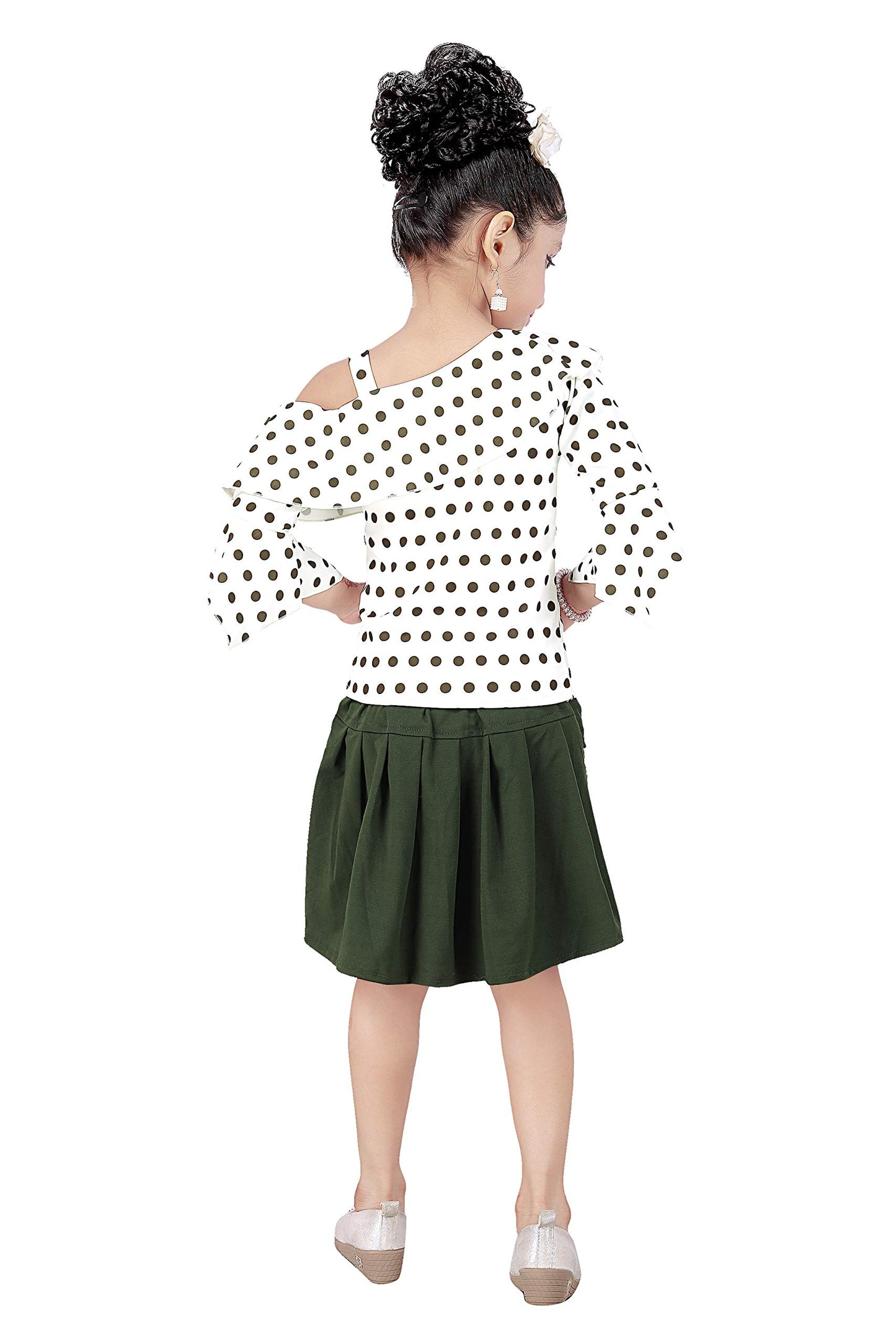 Green Cotton Blend Kids Apparel Combo For Girls
