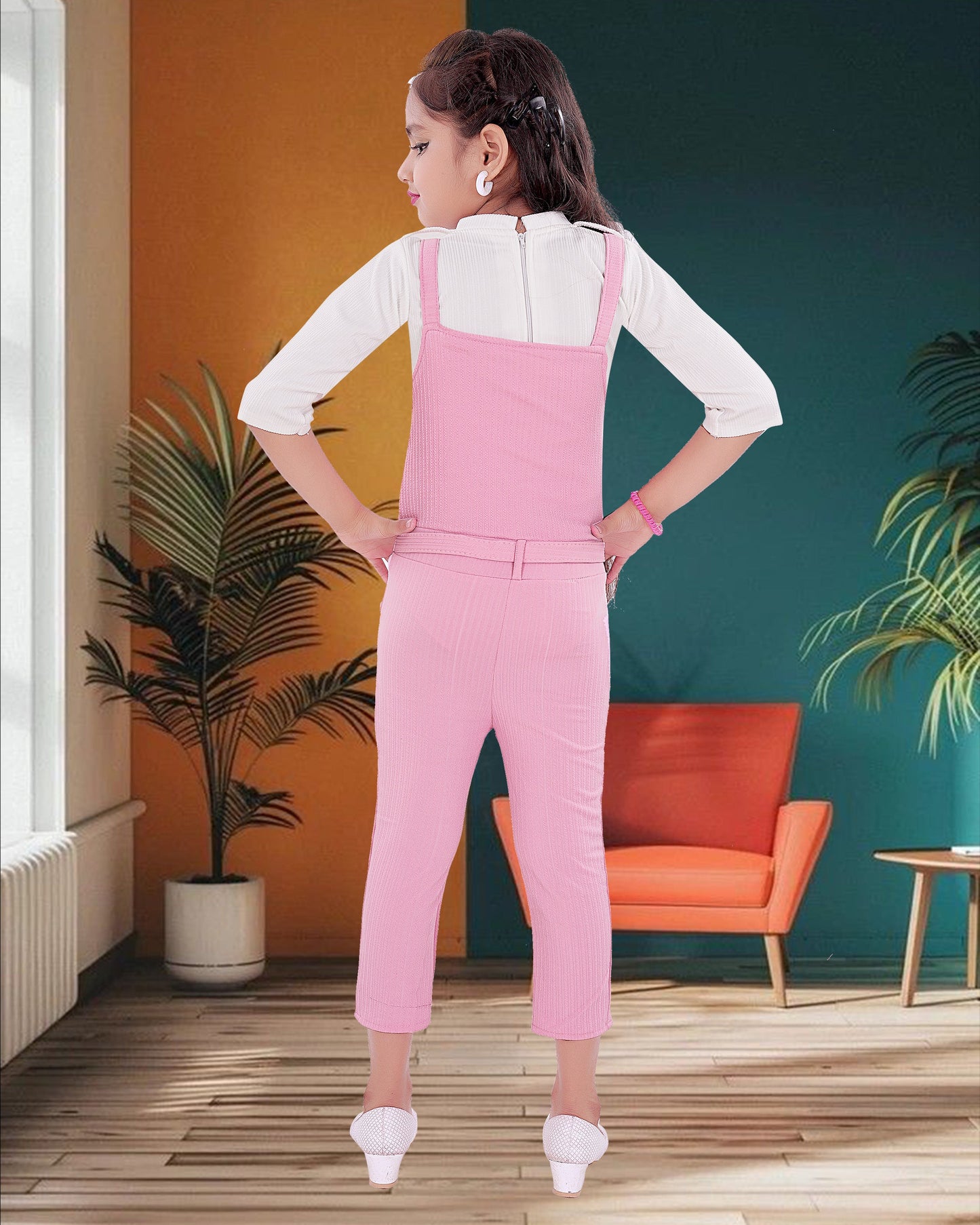 Pink & White Coloured Cotton Blend Dungaree Set For Girls.