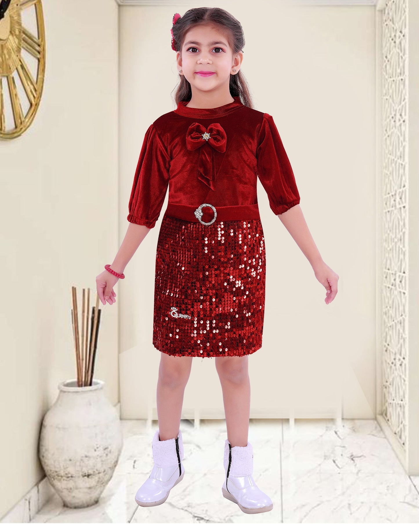 Red  Coloured  Shinning  Velvet  1piece  For  Girls