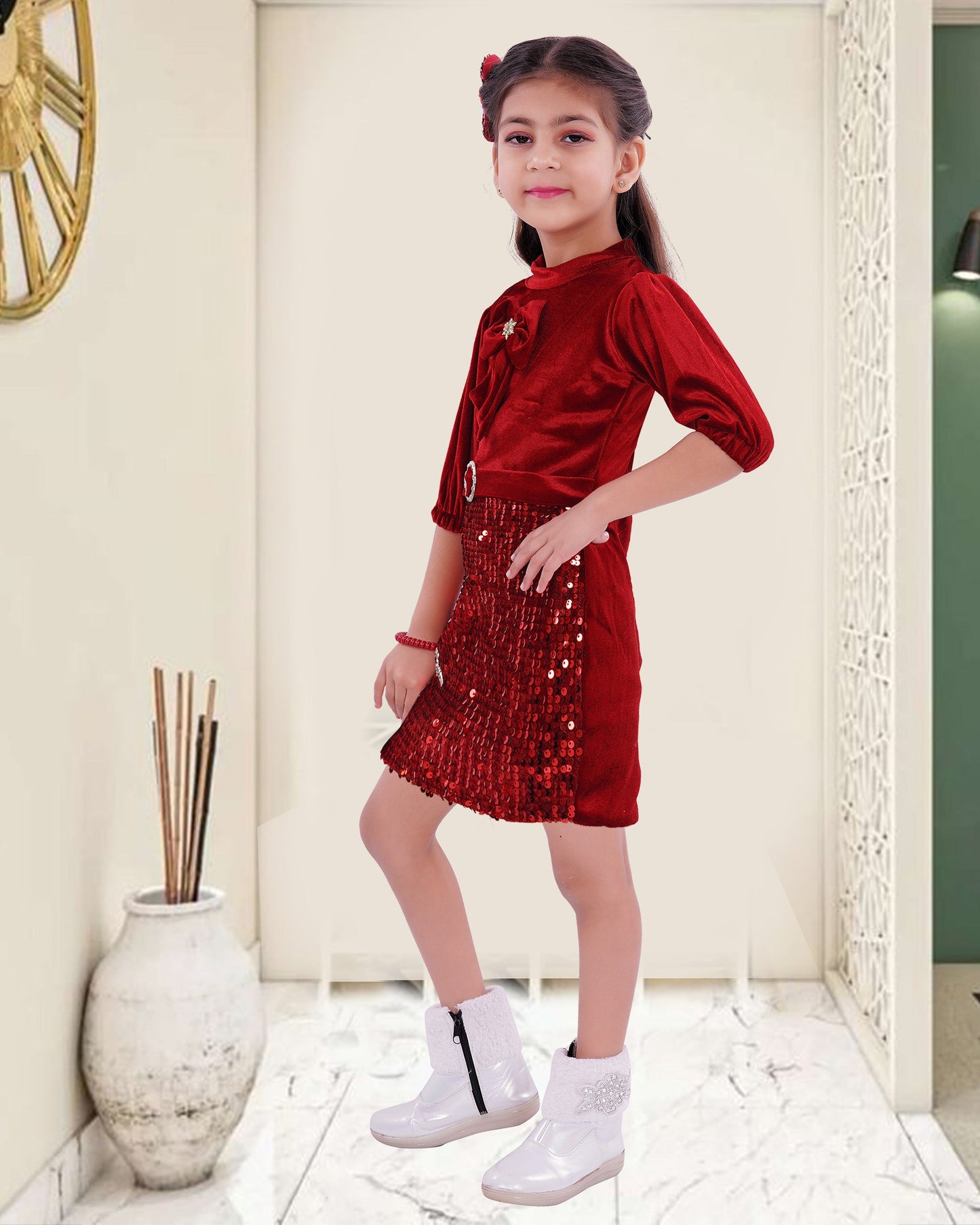 Red  Coloured  Shinning  Velvet  1piece  For  Girls