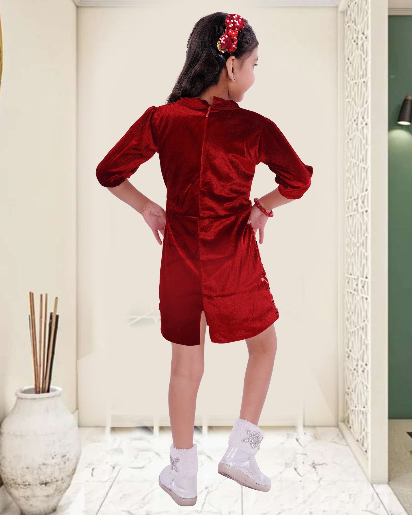 Red  Coloured  Shinning  Velvet  1piece  For  Girls