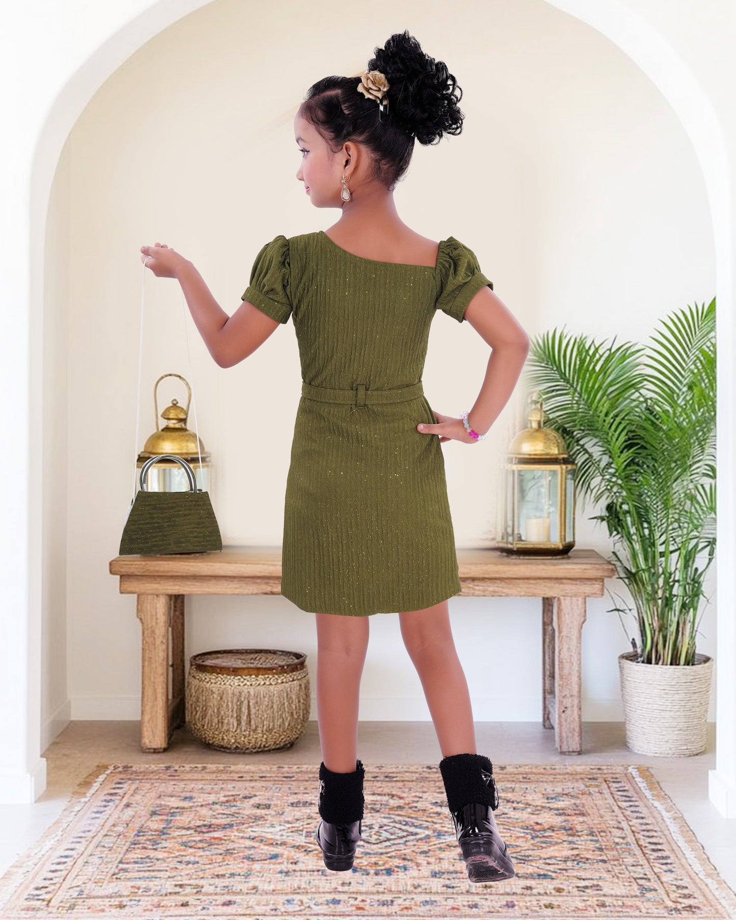Green  coloured Cotton Blend  Flower Frock With Purse For Girls.